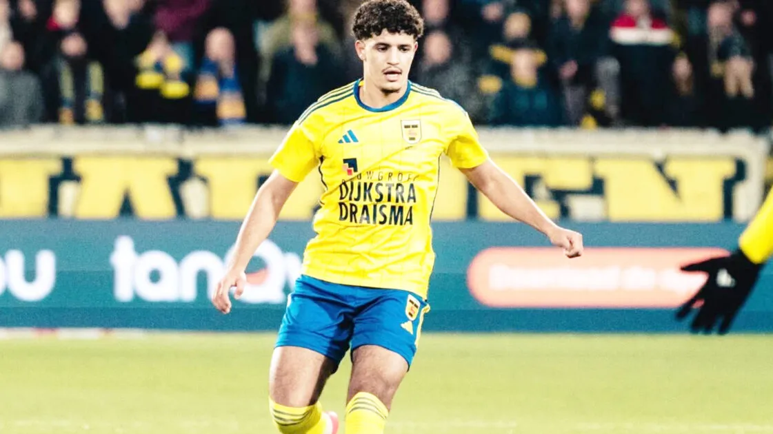 موهبة مغربية تتألق: إسماعيل باعوف يضيء سوق الانتقالات الشتوية بأداء استثنائي