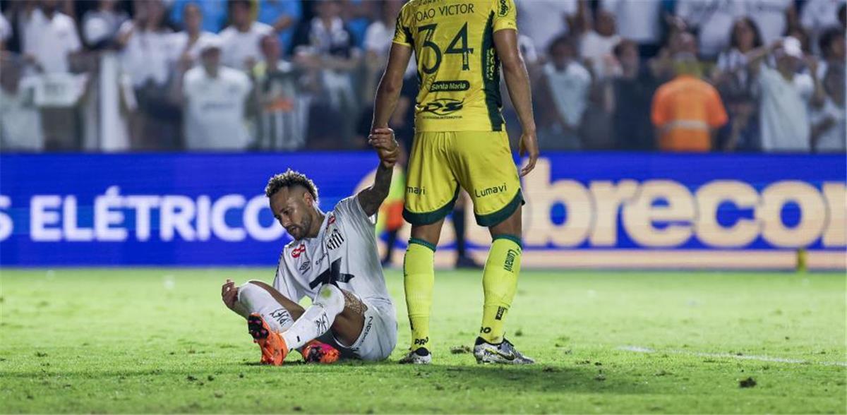 نيمار ومونديال 2026: هل تنهي لعنة الإصابات حلم نجم السامبا؟