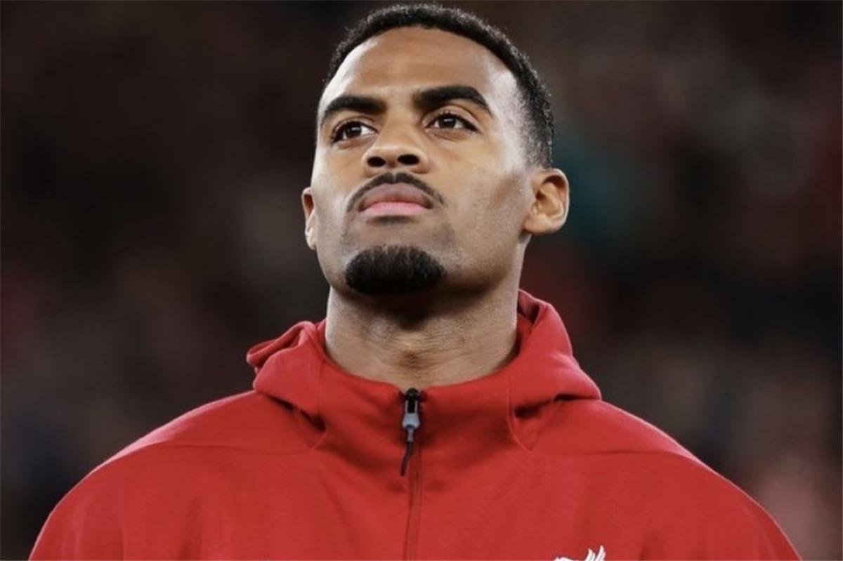 تحليل عميق: جرافنبيرخ يُشخص داء ليفربول الدفاعي بعد هزيمة آيندهوفن المدوية