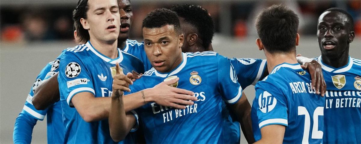 نجم ريال مدريد فيديريكو فالفيردي يكسر الصمت: توضيح قاطع حول حقيقة وحدة ريال مدريد وينفي شائعات الخلاف