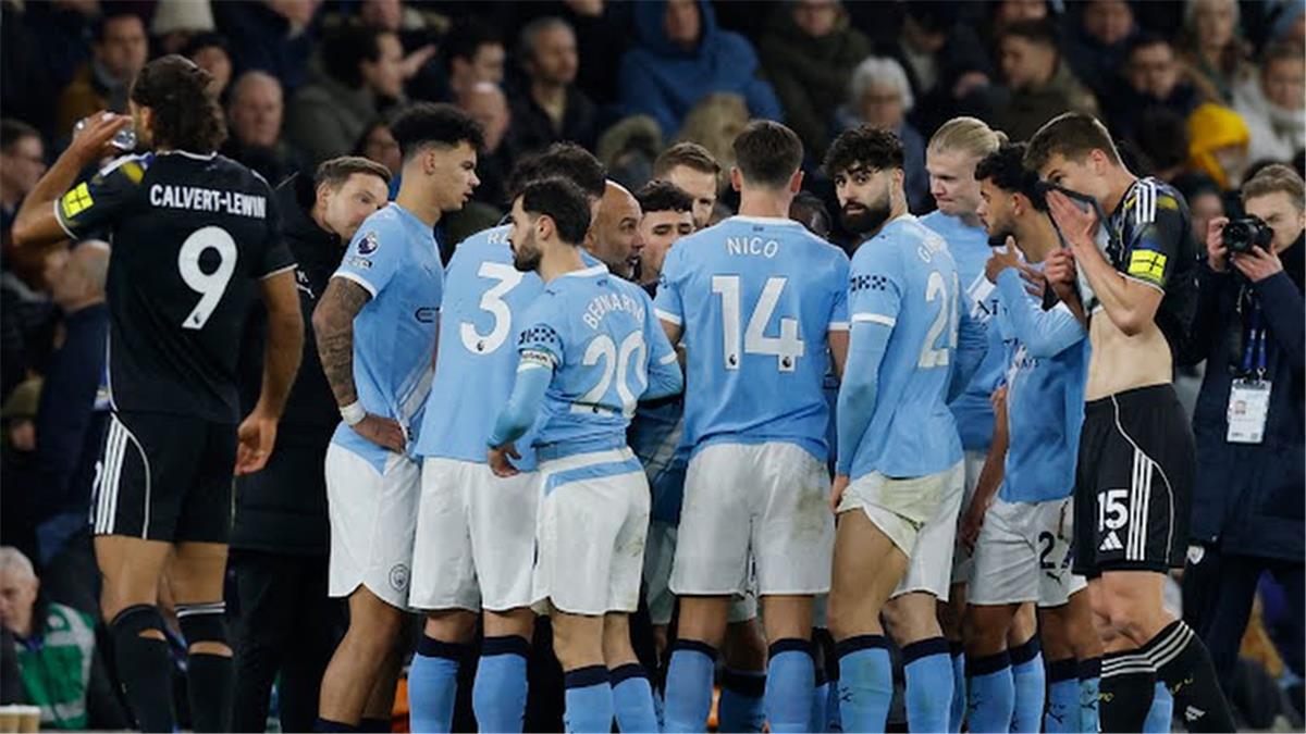 مانشستر سيتي يعزز موقعه: تحليل شامل لترتيب الدوري الإنجليزي الممتاز بعد انتصار ليدز