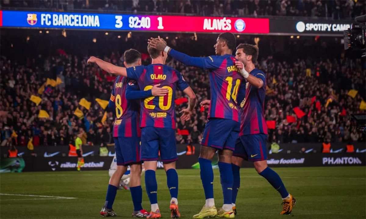 تحليل تكتيكي: تشكيلة برشلونة المتوقعة لمواجهة أتلتيكو مدريد في قمة الليغا