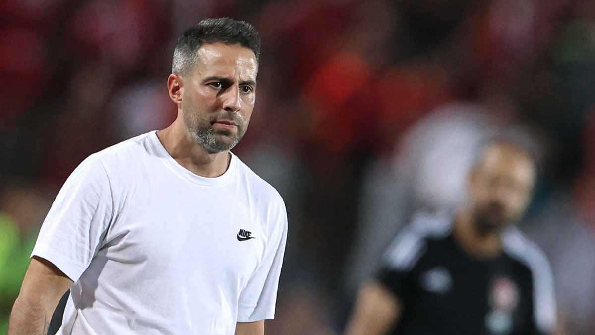 مفاجأة مدوية: فيريرا يقاضي ميدو بتهمة التشهير ويفتح النار في صراع قضائي جديد!