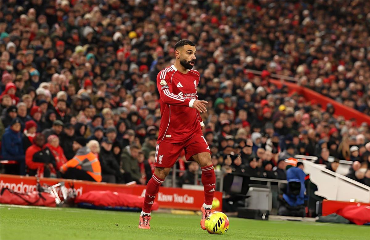 جيمي ريدناب يُلقي قنبلة: هل مستقبل محمد صلاح مع ليفربول تحت قيادة سلوت على المحك؟