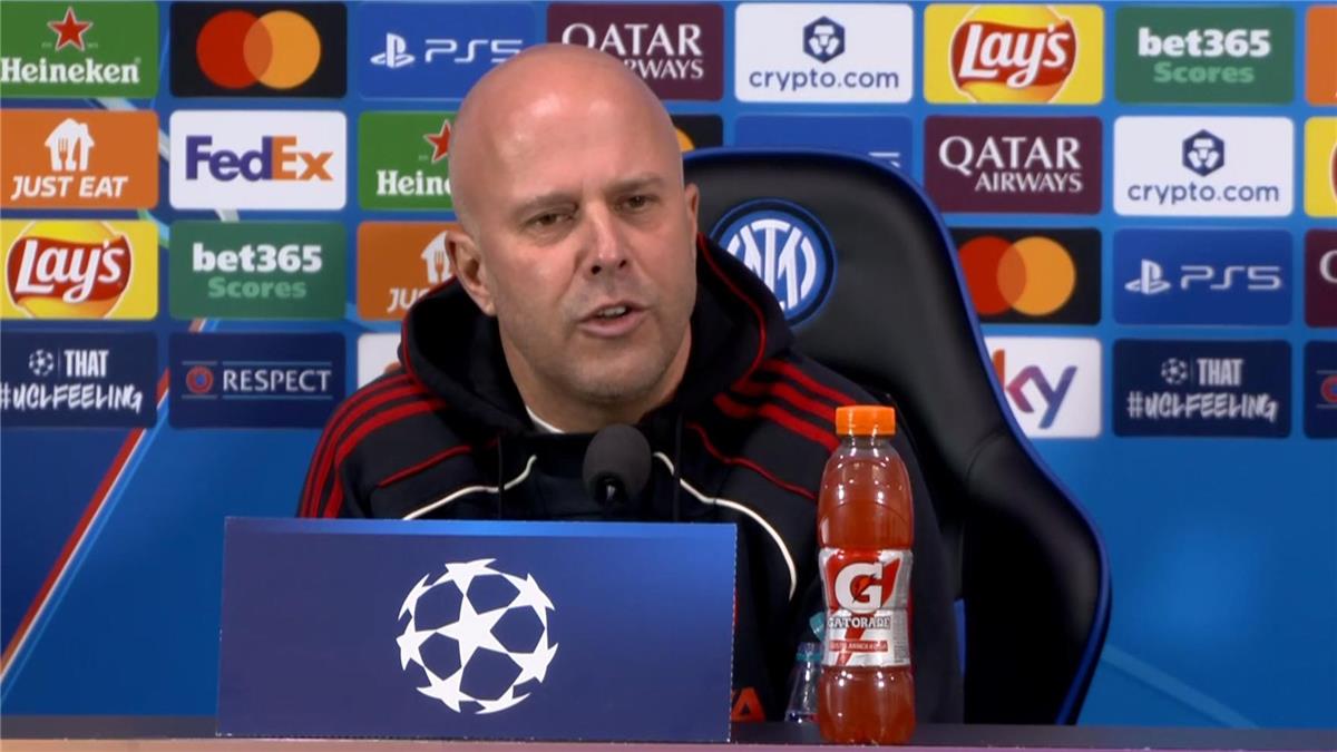 سلوت يكشف عن التحديات وتحديثات غيابات ليفربول قبل مواجهة إنتر الحاسمة في دوري الأبطال