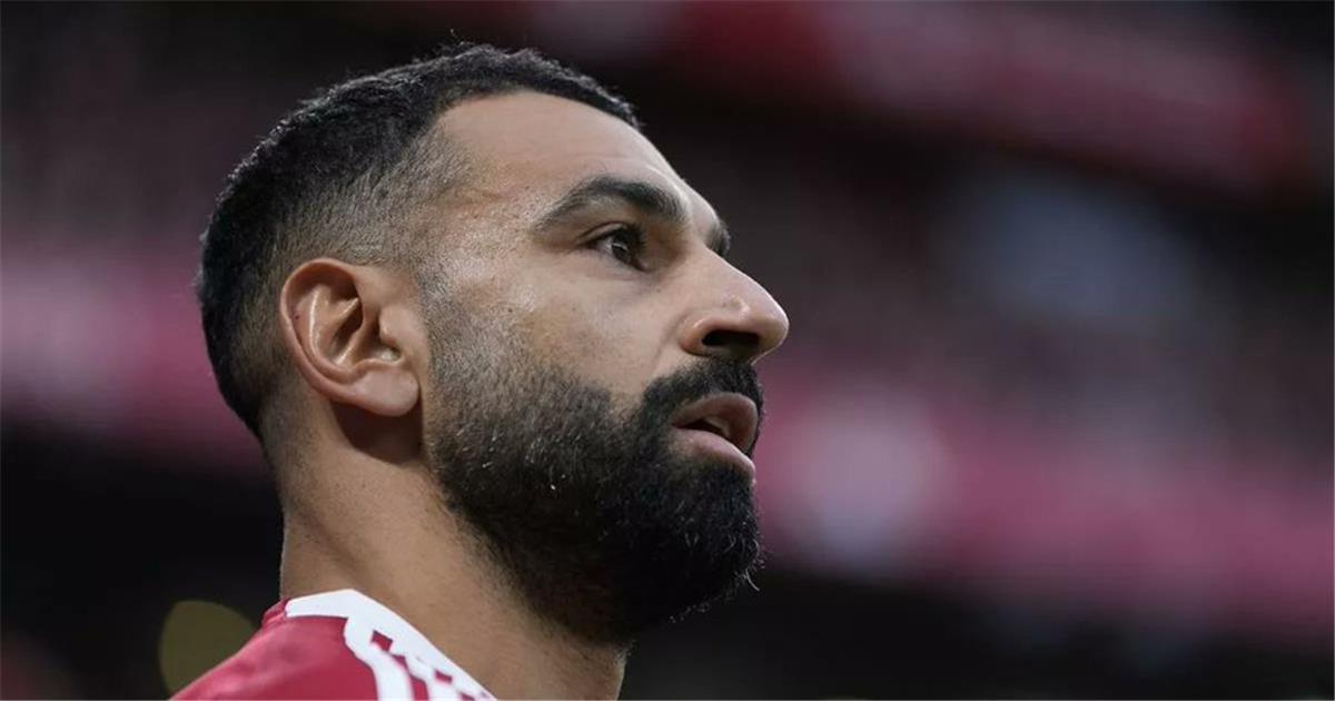 محمد صلاح: من قلب العاصفة إلى قائمة المرشحين لجائزة أفضل شخصية رياضية عالمية