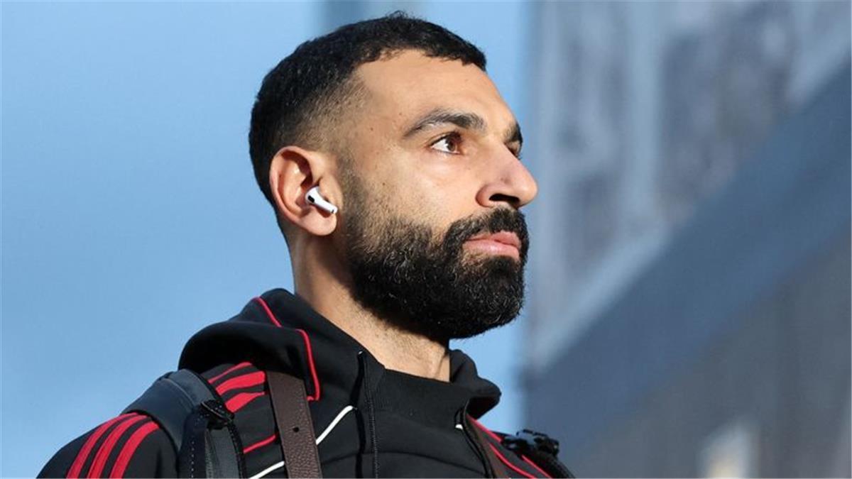 محمد صلاح يكسر الصمت: أول رد فعل حاسم بعد قرار استبعاده من قمة دوري الأبطال