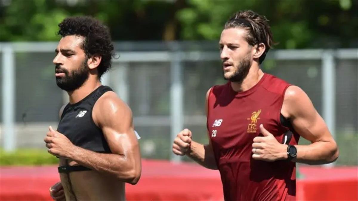 آدم لالانا يكشف الستار عن سر تحفيز محمد صلاح الفريد: من الأخطاء يولد الإصرار