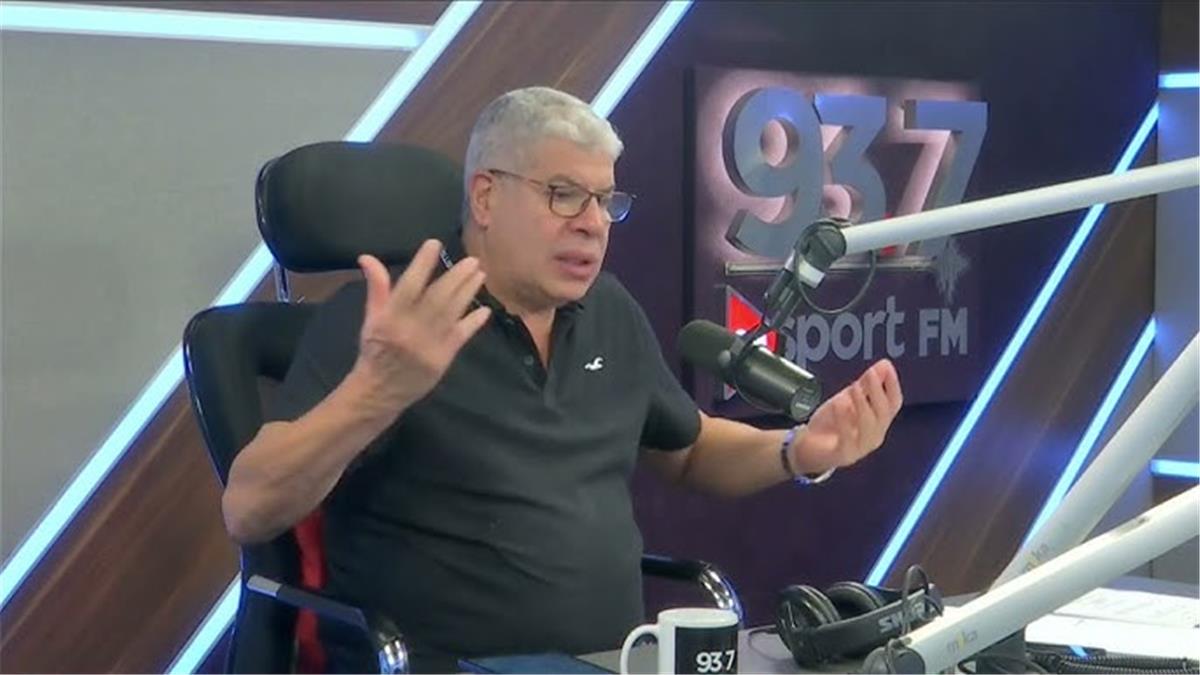 شوبير يفتح ملف تحليل أزمات الزمالك الإدارية والفنية: دعوة للمصارحة ووقف المقارنات مع الأهلي