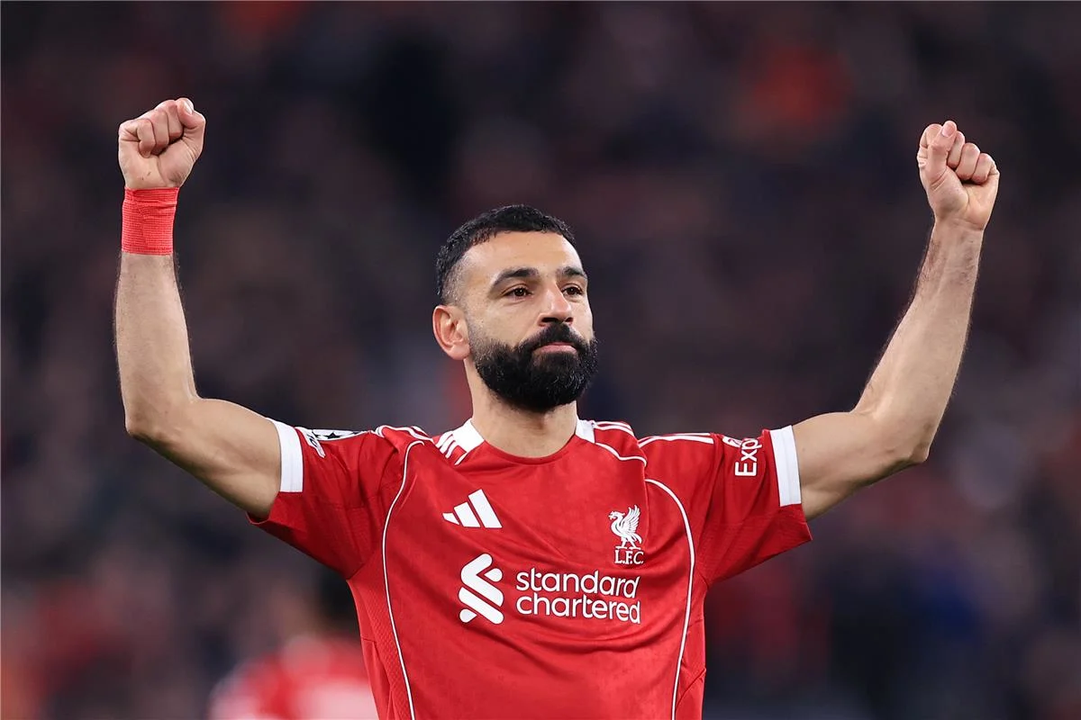 جدل مكانة محمد صلاح بين أساطير البريميرليج: رأي دارين بينت يثير النقاش