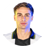 لاعب: أوريستانيو