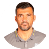 لاعب: كونسيساو