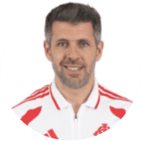 لاعب: بيزولانو