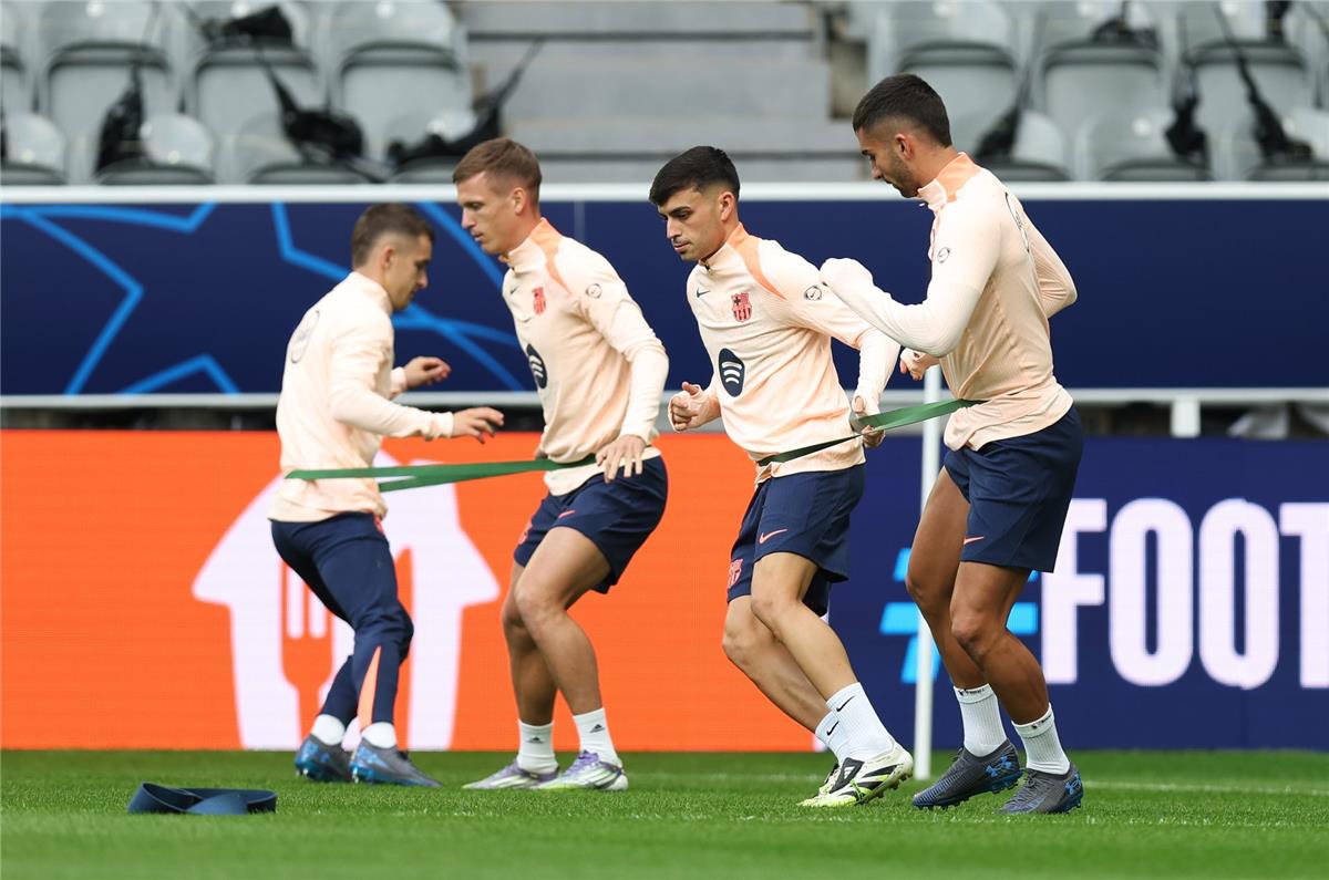 ديربي كتالونيا الناري: الكشف عن التشكيلة المتوقعة لبرشلونة ضد إسبانيول في قمة الدوري الإسباني