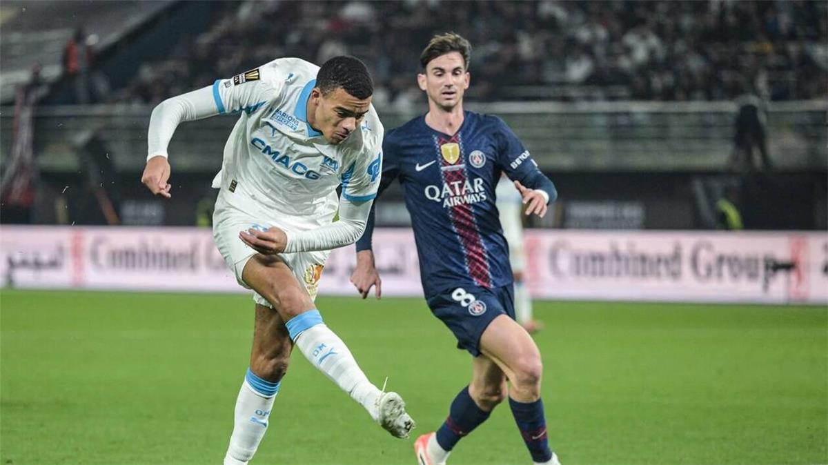 إثارة لا تُنسى: باريس سان جيرمان يحسم لقب السوبر الفرنسي بركلات الترجيح أمام غريمه مارسيليا