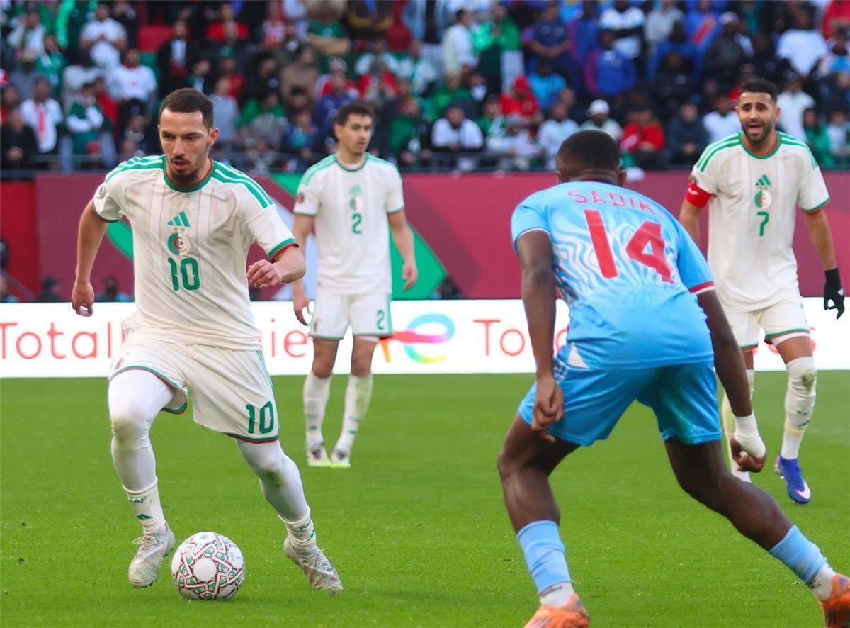 دليلك الشامل لمواجهة الجزائر ونيجيريا المرتقبة في ربع نهائي كأس أمم إفريقيا 2025: الموعد، القنوات، والمعلق