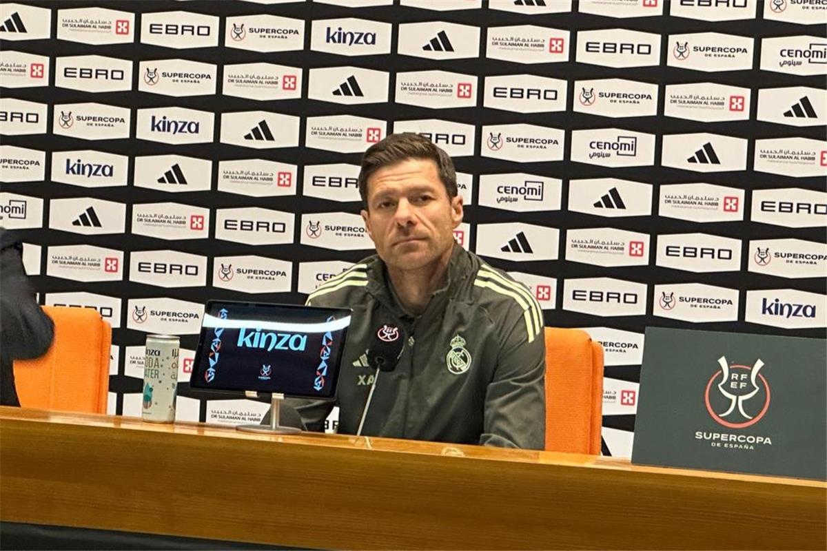 كواليس “تحضيرات تشابي ألونسو لنهائي السوبر الإسباني” المرتقب: تصريحات جريئة وتحديات الكلاسيكو