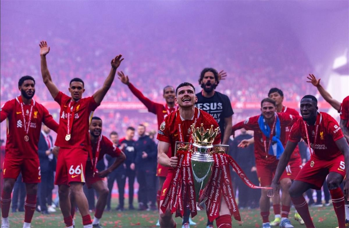 تكهنات حادة تحيط بمستقبل أندرو روبرتسون مع ليفربول: اللاعب يوجه رسالة مبطنة لكلوب!