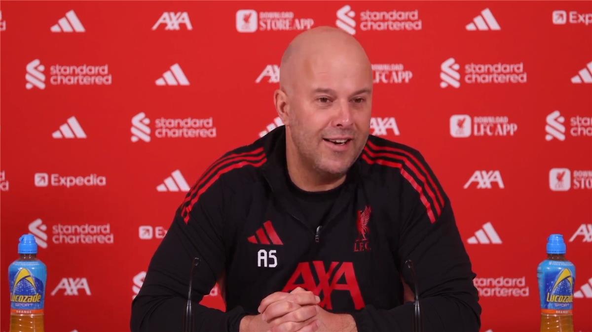 حصري: آرني سلوت يكشف النقاب عن تصريحات سلوت عن انتقالات ليفربول الشتوية وتوقعات مباراة بيرنلي