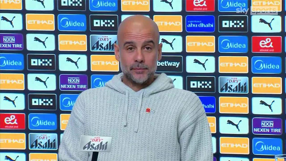 جوارديولا يواجه غموض تكتيكات مانشستر يونايتد في الديربي ويعترف بصراحة: ‘كنت لأُقال!’