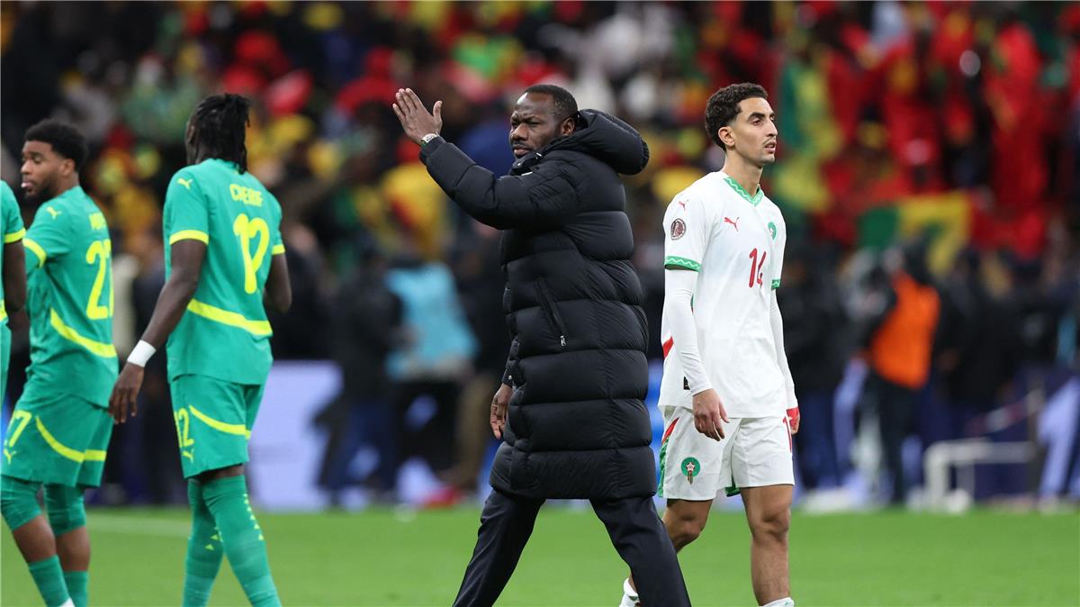 الكشف عن كواليس توتر مؤتمر مدرب السنغال بعد كأس إفريقيا: أزمة ما بعد التتويج!