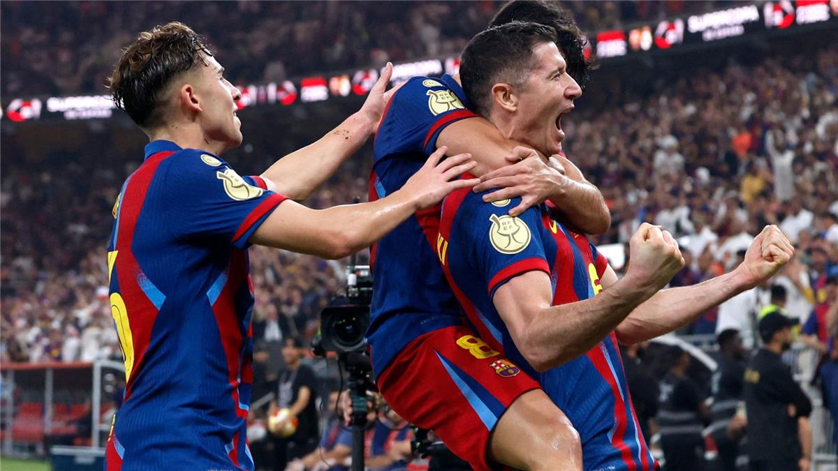 الكشف عن تشكيل برشلونة المتوقع اليوم ضد سلافيا براج: معركة حاسمة في دوري الأبطال