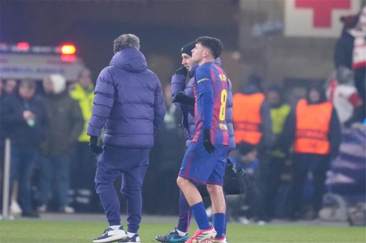 رسميًا من برشلونة: كشف تفاصيل إصابة بيدري ومدة غيابه عن الملاعب