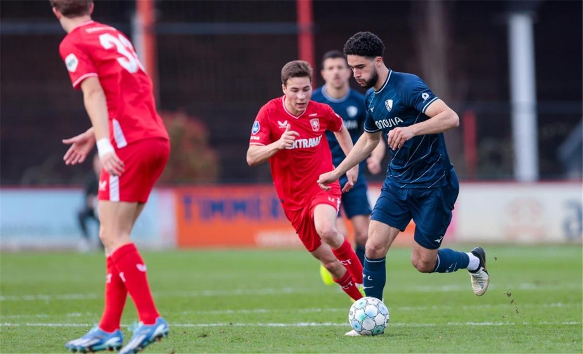 خاص: آخر مستجدات صفقة محمد محمود للأهلي وحقيقة المنافسة المحلية