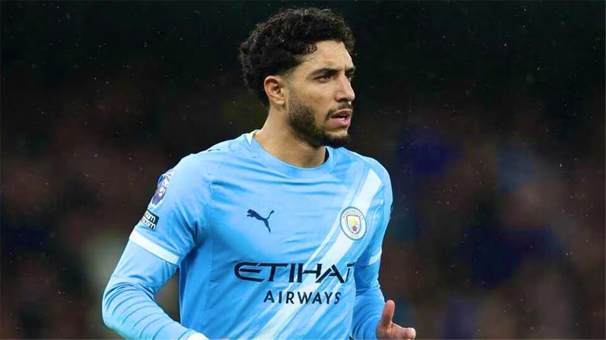 تطورات حاسمة: هل يضمن رحيل أوسكار بوب بقاء عمر مرموش في مانشستر سيتي؟