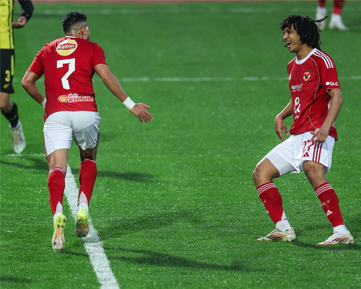 الكشف عن القنوات الناقلة لمباراة الأهلي اليوم ضد يانج أفريكانز في قلب دوري أبطال إفريقيا