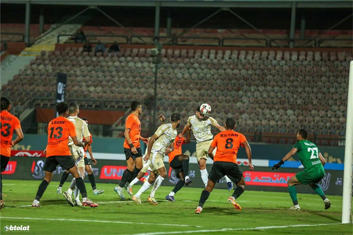 الكشف الرسمي عن طاقم تحكيم قمة الأهلي والبنك الأهلي بالدوري المصري: تفاصيل وتحليلات