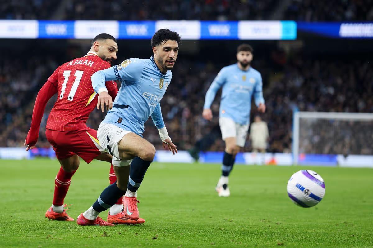 قمم كروية عالمية: استكشف مواعيد مباريات الأحد 8 فبراير 2026 والقنوات الناقلة لأبرز اللقاءات