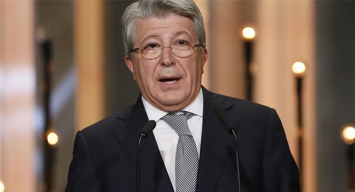 تفاؤل رئيس أتلتيكو مدريد بكأس الملك: سيريزو يرى طريقًا للتتويج رغم التحديات