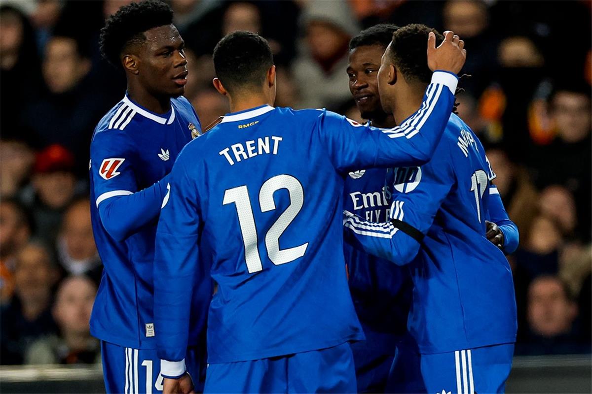 تطورات حاسمة: فحص طبي لفرانكو ماستانتونو اليوم بعد إصابته مع ريال مدريد أمام فالنسيا