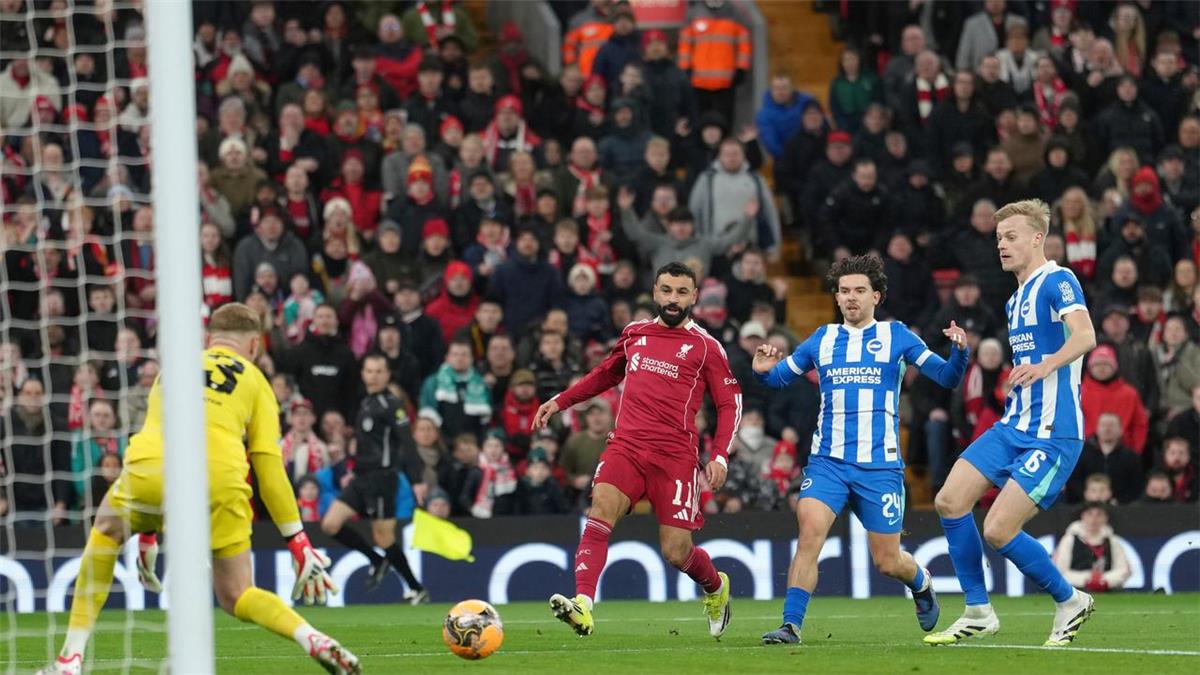 شبكة إنجليزية تكشف: تحليل أداء محمد صلاح ليفربول برايتون يعيد أمجاد الماضي في كأس الاتحاد