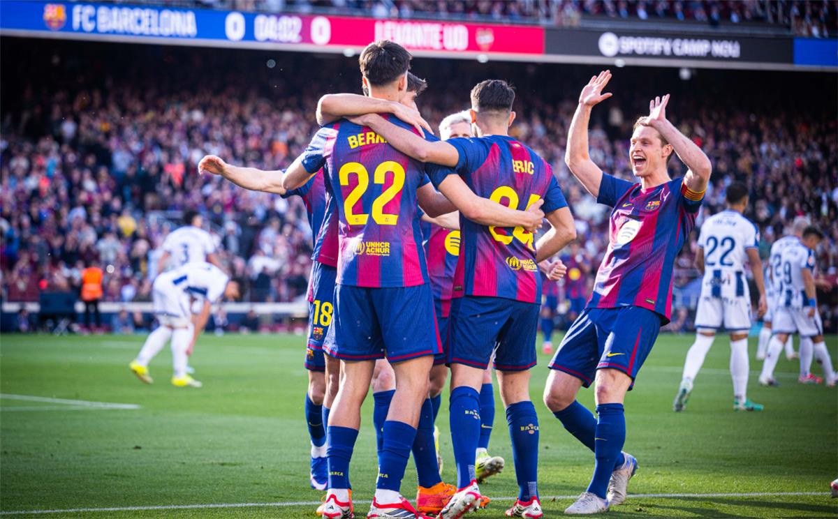 ضربة موجعة لبرشلونة: تأكيد غياب لاعب برشلونة عن مباراة فياريال بسبب الإيقاف في الجولة الحاسمة من الليجا