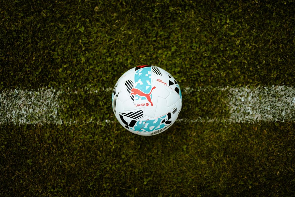 تأثير دوري أبطال أوروبا: الكشف عن تغيير مواعيد مباريات الدوري الإسباني لبرشلونة وريال مدريد