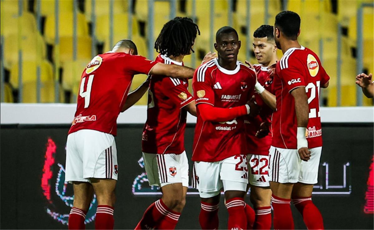 الكشف الرسمي عن طاقم حكام مباراة الأهلي وزد المرتقبة في الدوري المصري