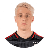 لاعب: ماكنوتون