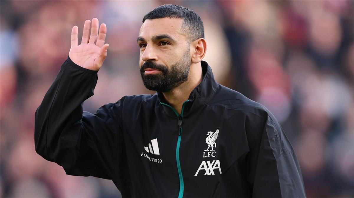 إعلان التشكيلة الرسمية لليفربول أمام ولفرهامبتون في الدوري الإنجليزي الممتاز: رهانات آرني سلوت ومصير محمد صلاح