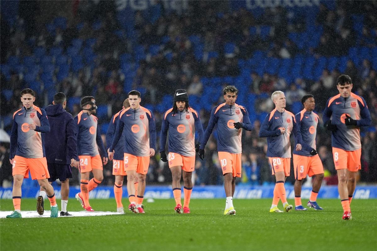 هانز فليك يكشف تحديثات قائمة برشلونة لمواجهة أتلتيك بلباو الحاسمة وعودة ليفاندوفسكي تثير التفاؤل