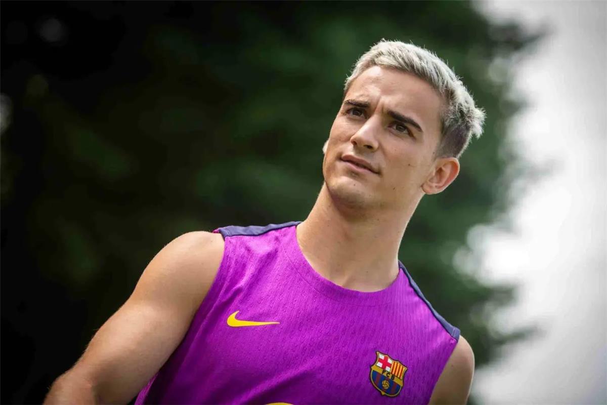 لحظات صعبة: الكشف عن السبب المؤثر لغياب جافي عن برشلونة في قمة الليغا