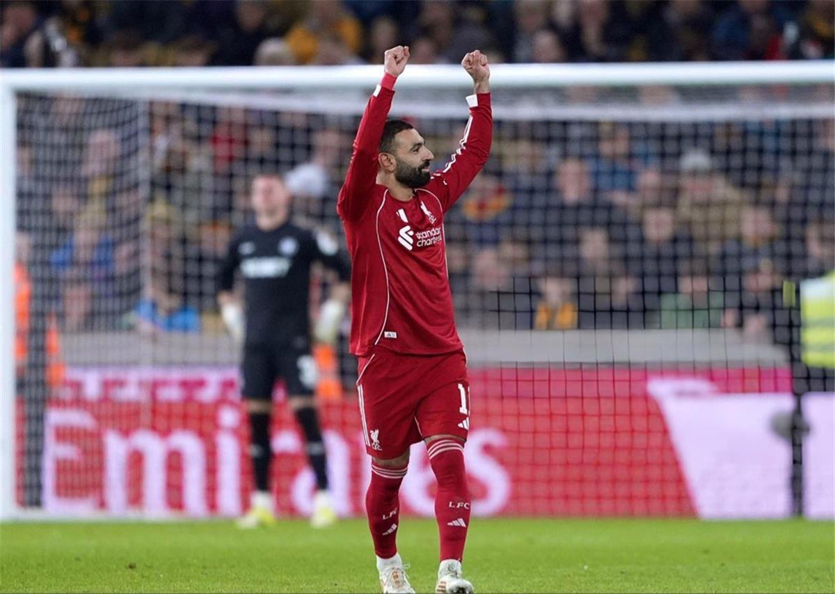 الفرعون في سباق مع الزمن: آخر تطورات موقف محمد صلاح من مباراة ليفربول ومانشستر سيتي بكأس الاتحاد