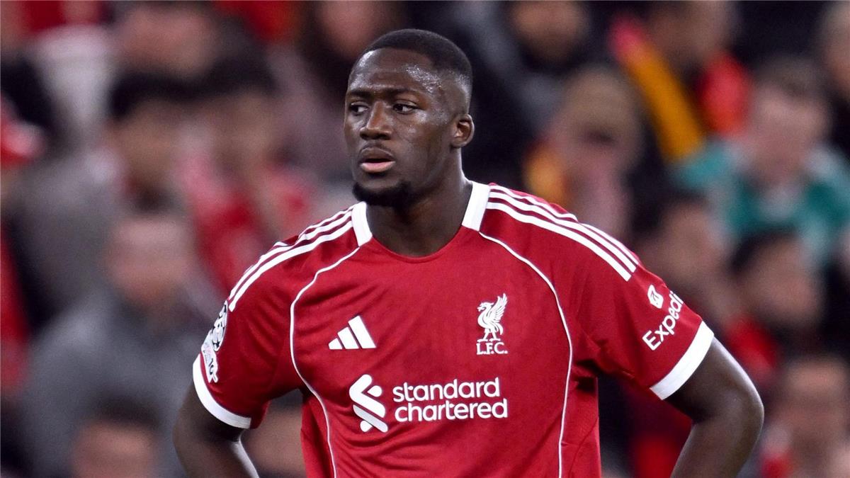 تضامن حازم: الدوري الإنجليزي يقف بقوة بجانب إبراهيما كوناتي في مواجهة العنصرية