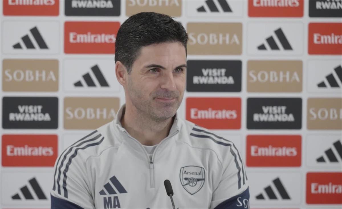 ميكيل أرتيتا يُشعل الحماس: تطلعات أرسنال لنهائي كأس كاراباو ضد مانشستر سيتي