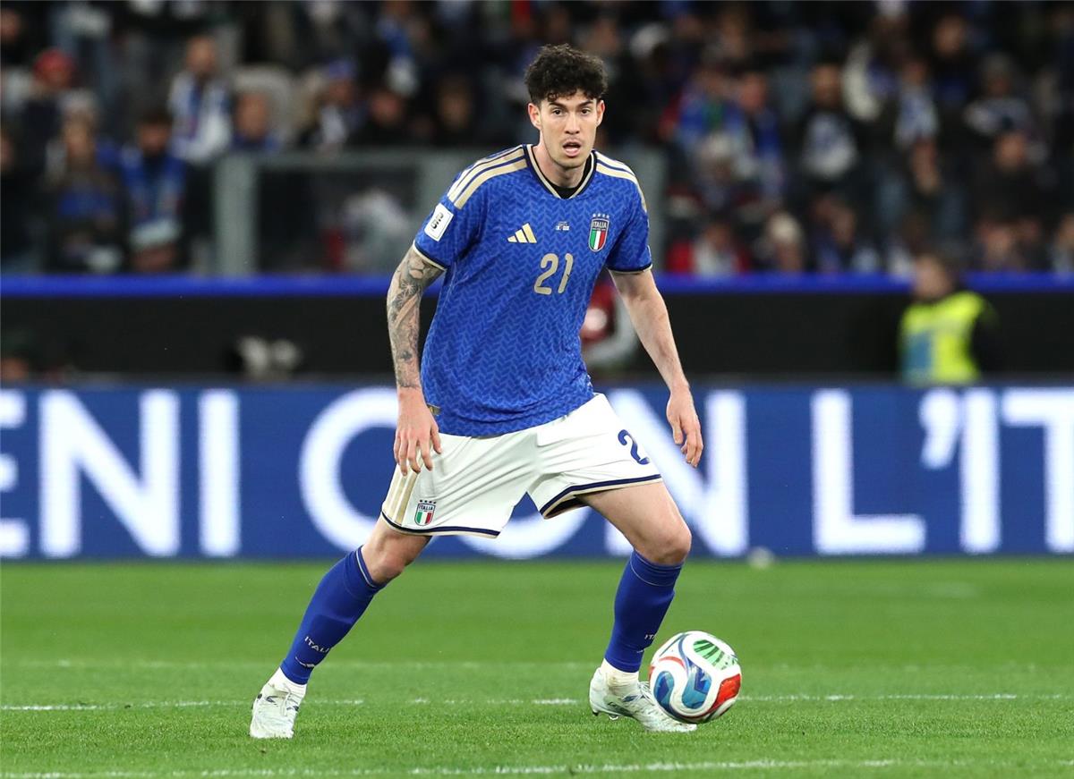 برشلونة يخطط لثورة صيفية: كوفان الكاميروني وباستوني الإيطالي على رادار البلوغرانا لتعزيز الصفوف