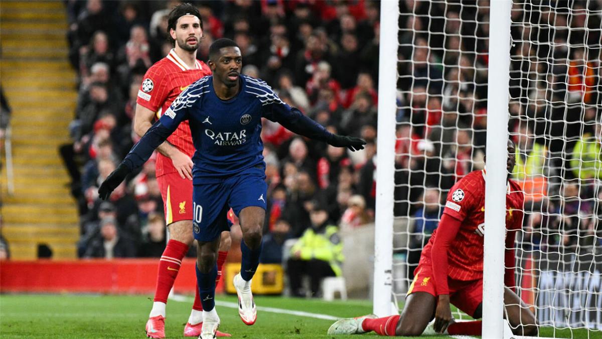 رسميًا: الإعلان عن طاقم تحكيم قمة ليفربول وباريس سان جيرمان بدوري أبطال أوروبا