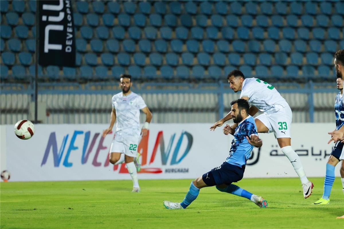 قمة مرتقبة: كل ما تحتاج معرفته عن تفاصيل موعد مباراة بيراميدز والمصري اليوم في الدوري الممتاز