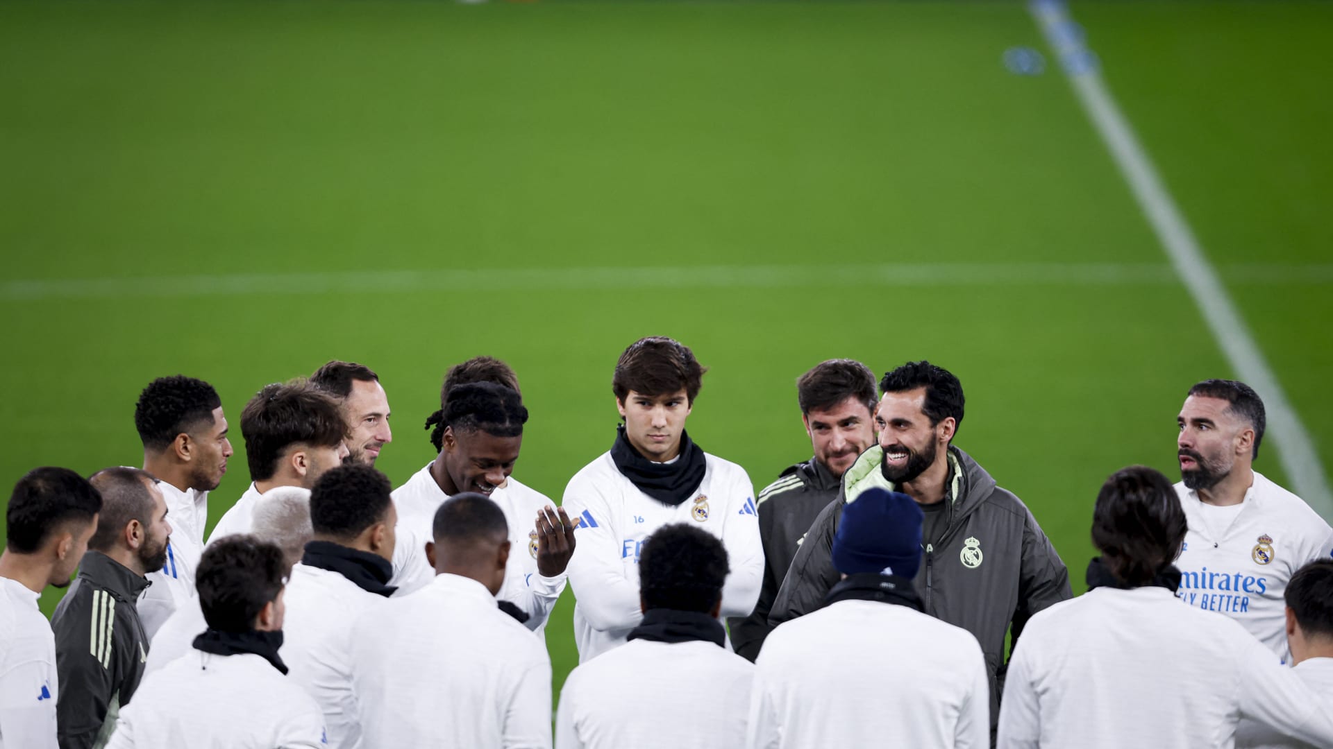 أربيلوا يؤكد: سرية غرفة ملابس ريال مدريد مبدأ لا يتزعزع في وجه الشائعات